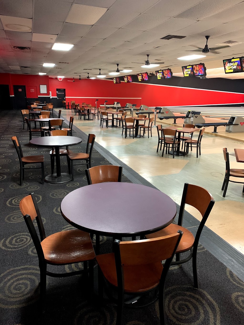 AMF DeSoto Lanes | restaurant | 121 Northgate Dr, DeSoto, TX 75115, USA | 9727808090 OR +1 972-780-8090