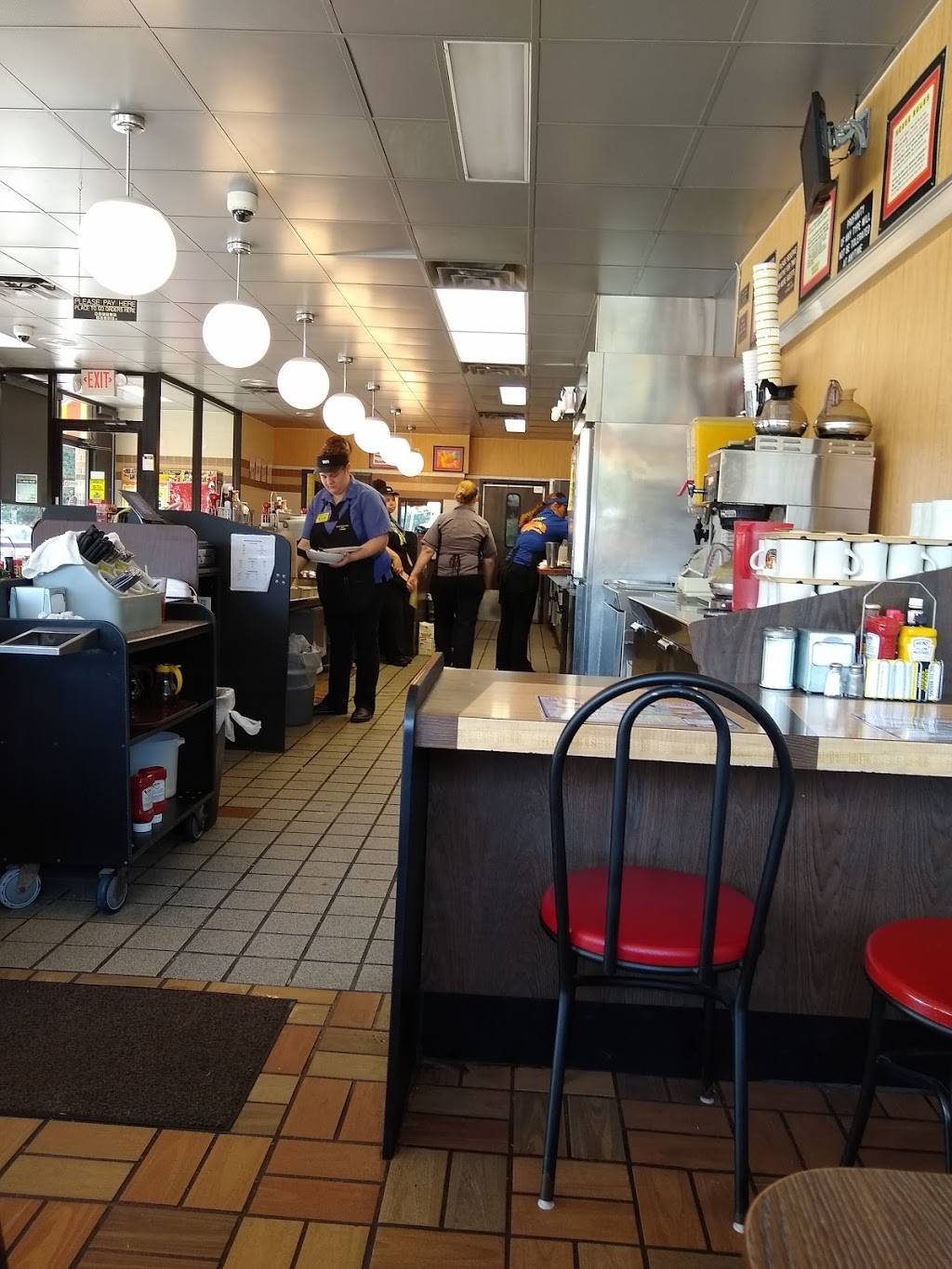 Waffle House | meal takeaway | 1000 Memorial Blvd, Picayune, MS 39466, USA | 6017983054 OR +1 601-798-3054