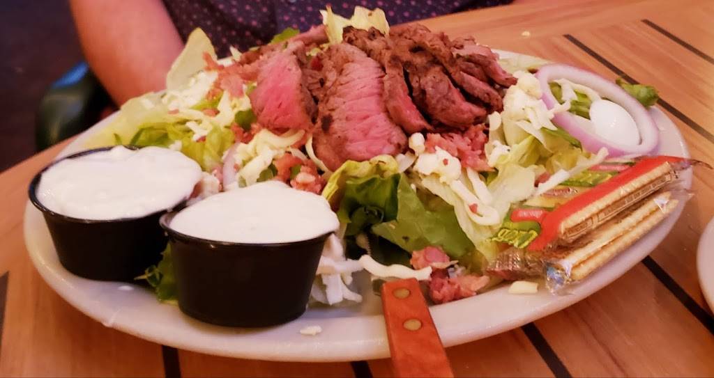 Tuckers Place | restaurant | 14282 Manchester Rd, Manchester, MO 63011, USA | 6362278062 OR +1 636-227-8062