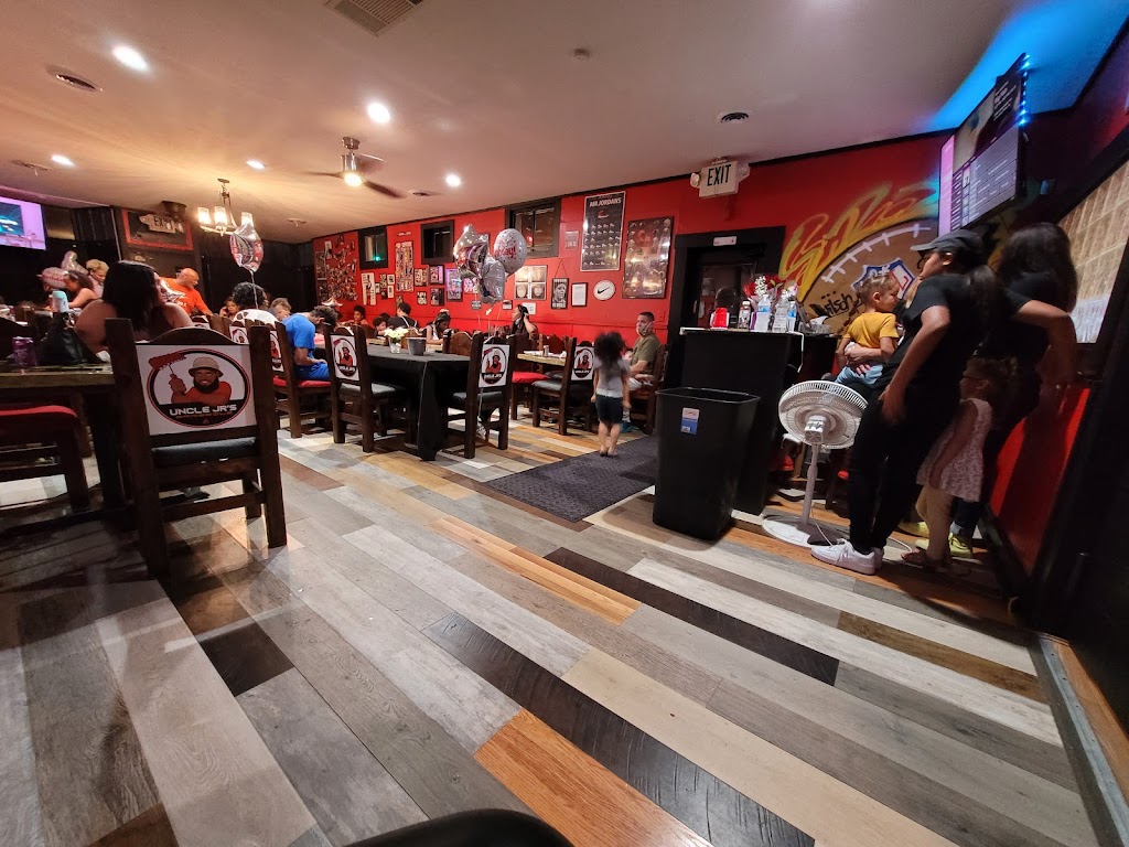 Uncle Jrs BBQ | restaurant | 1429 S 25th St, Terre Haute, IN 47803, USA | 8128149050 OR +1 812-814-9050