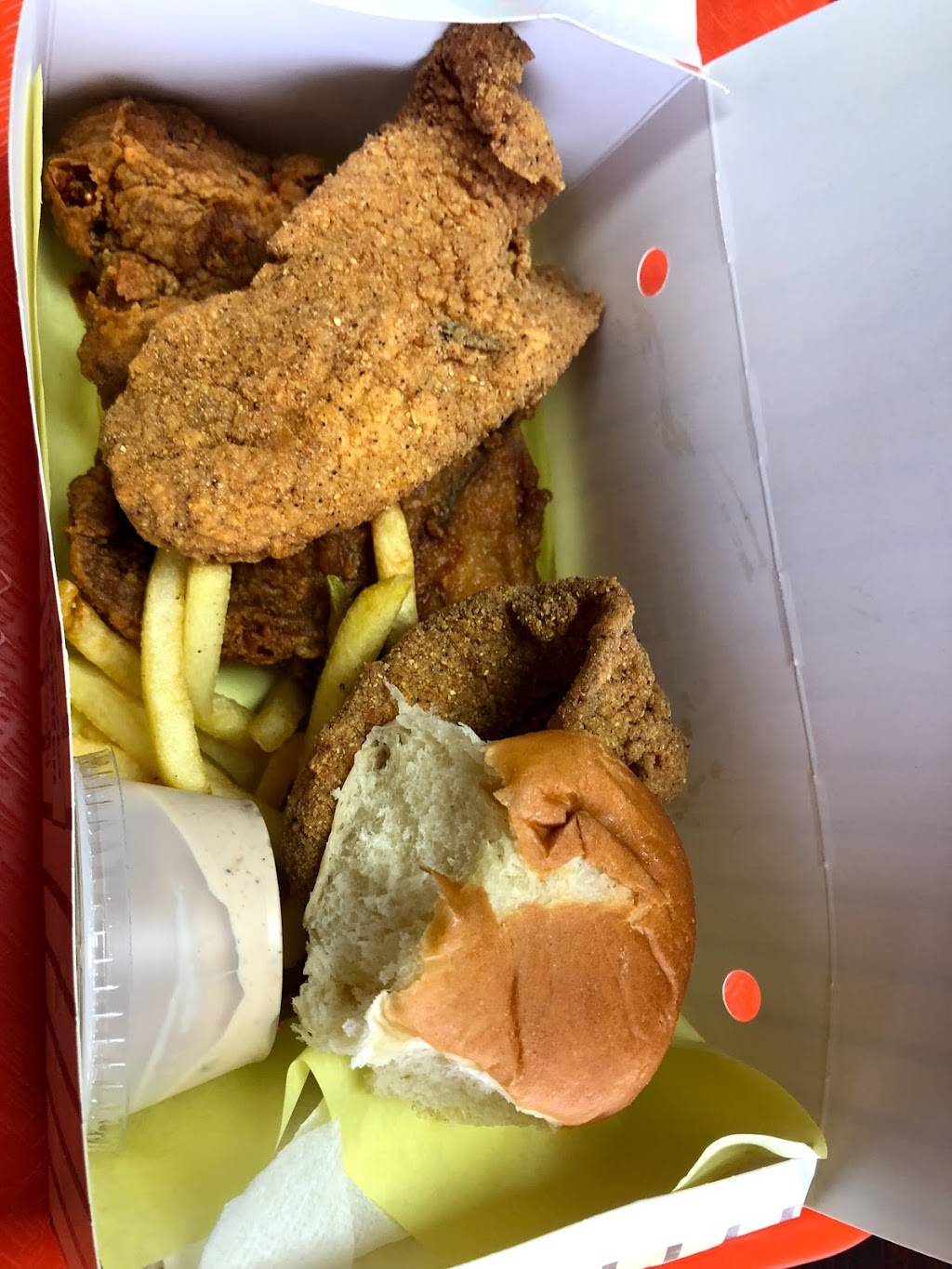 Louisiana Famous Fried Chicken | restaurant | 7289 S Hulen St, Fort Worth, TX 76133, USA | 8177829642 OR +1 817-782-9642