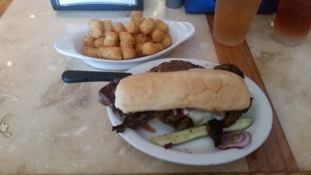 Sage House | restaurant | E Warren St, Bunker Hill, IL 62014, USA | 6185854545 OR +1 618-585-4545