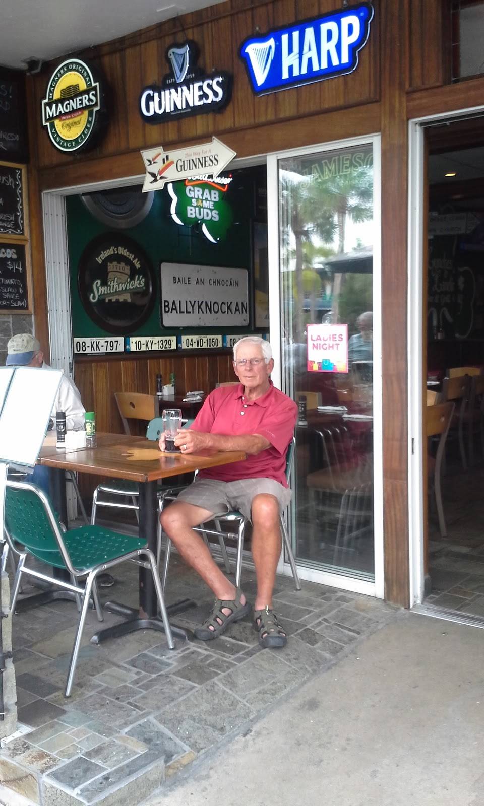 Lynches Pub & Grub | restaurant | 19 N Blvd of Presidents, Sarasota, FL 34236, USA | 9413885550 OR +1 941-388-5550