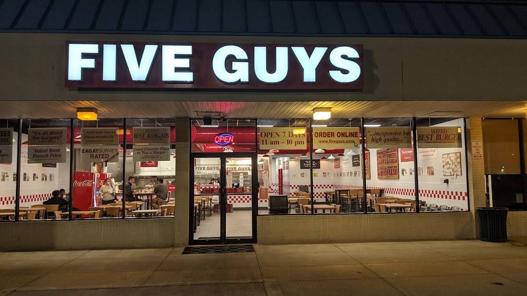 Five Guys | meal takeaway | 5240 Fairfield Shopping Centre, Virginia Beach, VA 23464, USA | 7574742222 OR +1 757-474-2222