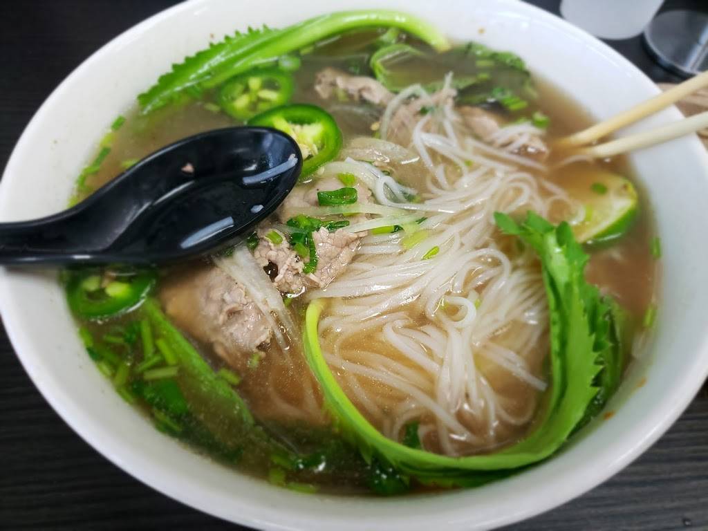 Me Vietnamese Kitchen | restaurant | 2524 E Franklin Blvd A, Gastonia, NC 28056, USA | 7048648804 OR +1 704-864-8804