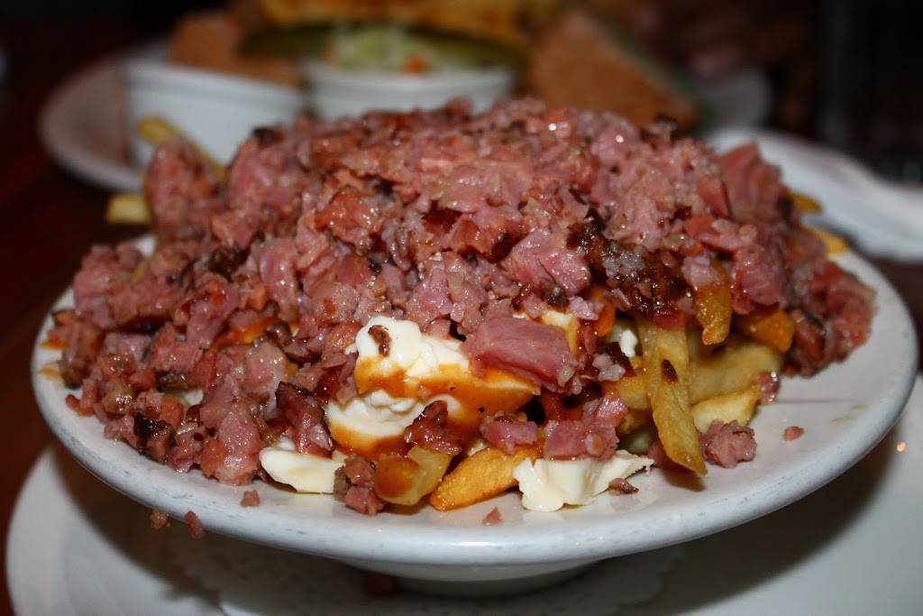 Restaurant Voltigeurs St-Jerome | restaurant | 30 Rue de Martigny O, Saint-Jérôme, QC J7Y 2E9, Canada | 4505653333 OR +1 450-565-3333