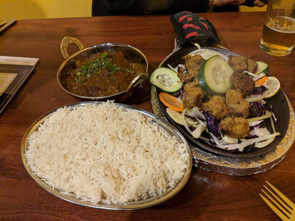 Momo house | restaurant | 131A Maple Ave W, Vienna, VA 22180, USA | 5714592614 OR +1 571-459-2614