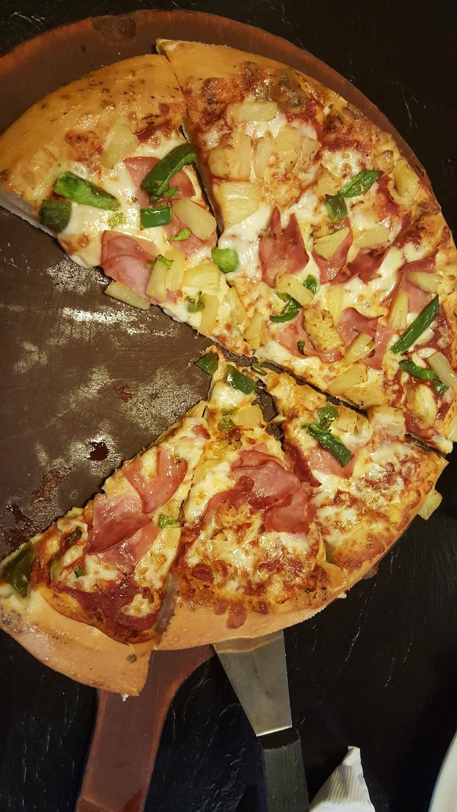 Pizza Hut | restaurant | 12 Acme St, Marietta, OH 45750, USA | 7403737020 OR +1 740-373-7020