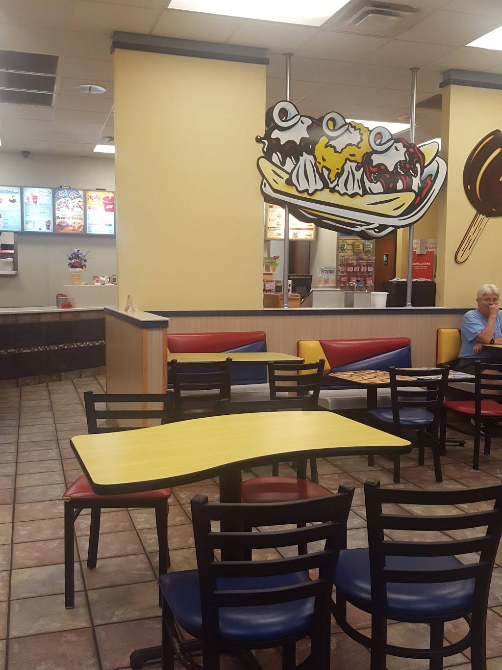 Dairy Queen | restaurant | 110 Fields St, Mooresville, IN 46158, USA | 3178312065 OR +1 317-831-2065