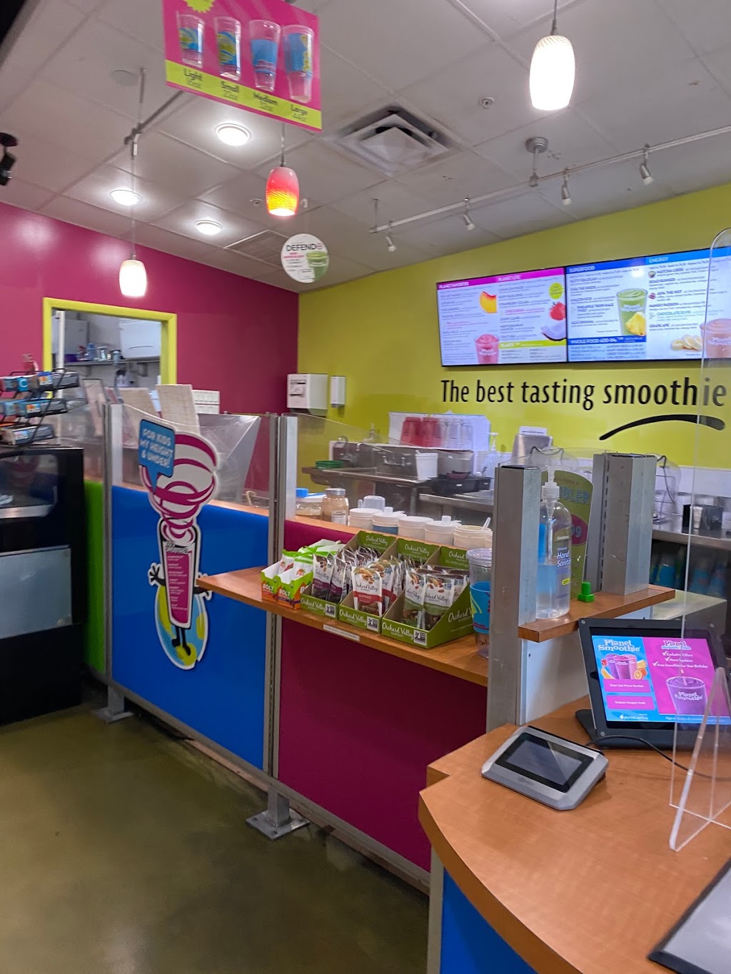 Planet Smoothie | restaurant | 11681 W Hillsborough Ave, Tampa, FL 33635, USA | 8138914243 OR +1 813-891-4243