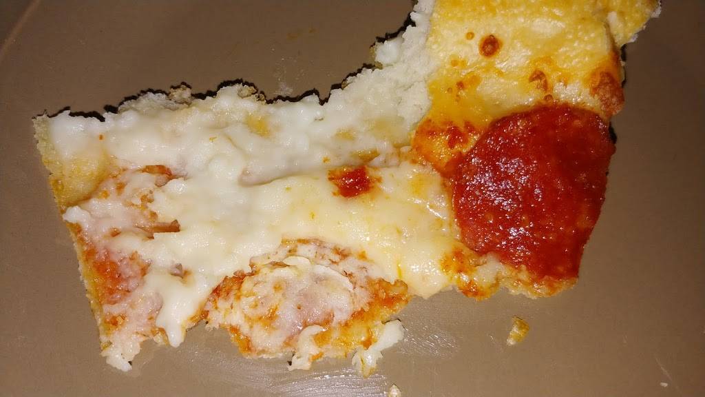 Pizza Hut | meal takeaway | 2300 S Federal Blvd, Denver, CO 80219, USA | 3039357204 OR +1 303-935-7204