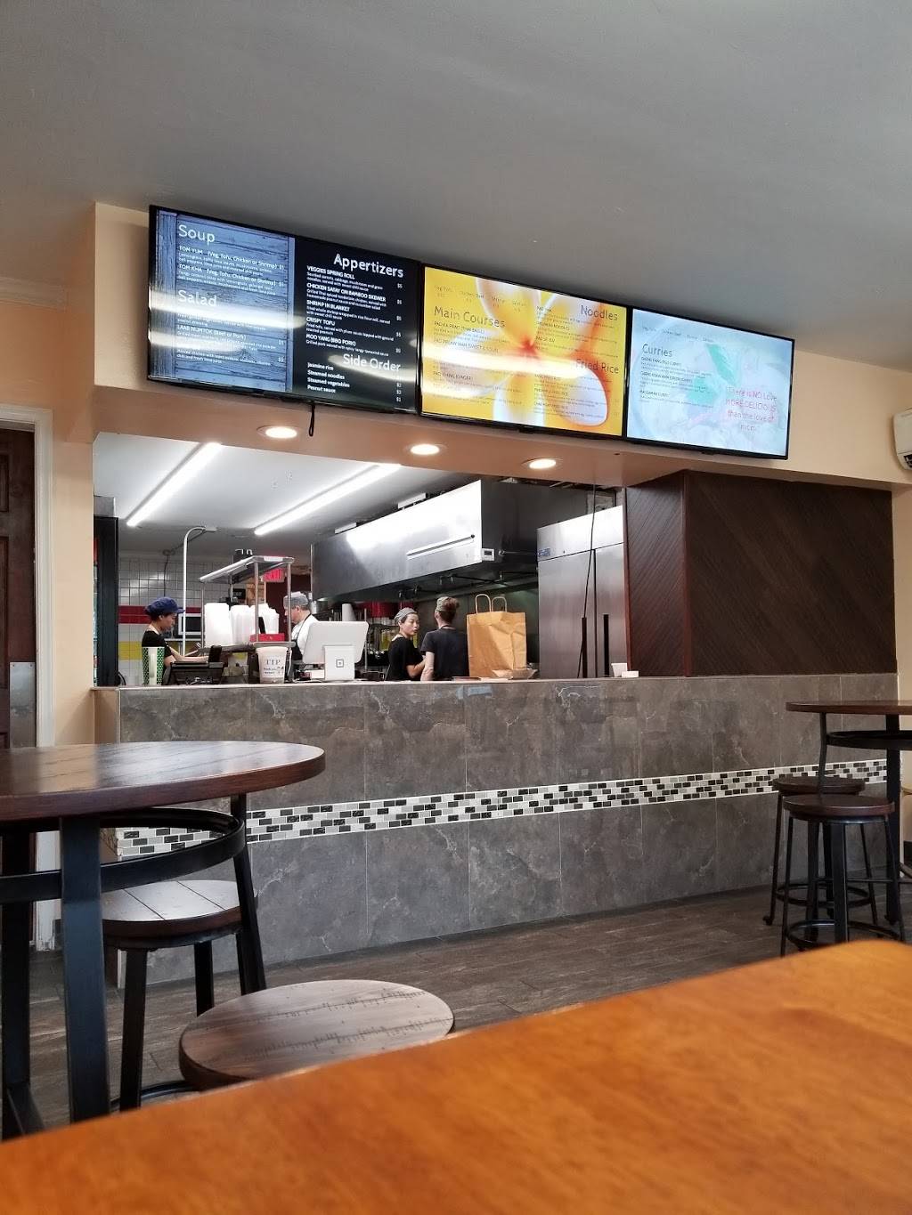 MAMA Thai | restaurant | 217 E Main St, Lansdale, PA 19446, USA | 2153684500 OR +1 215-368-4500