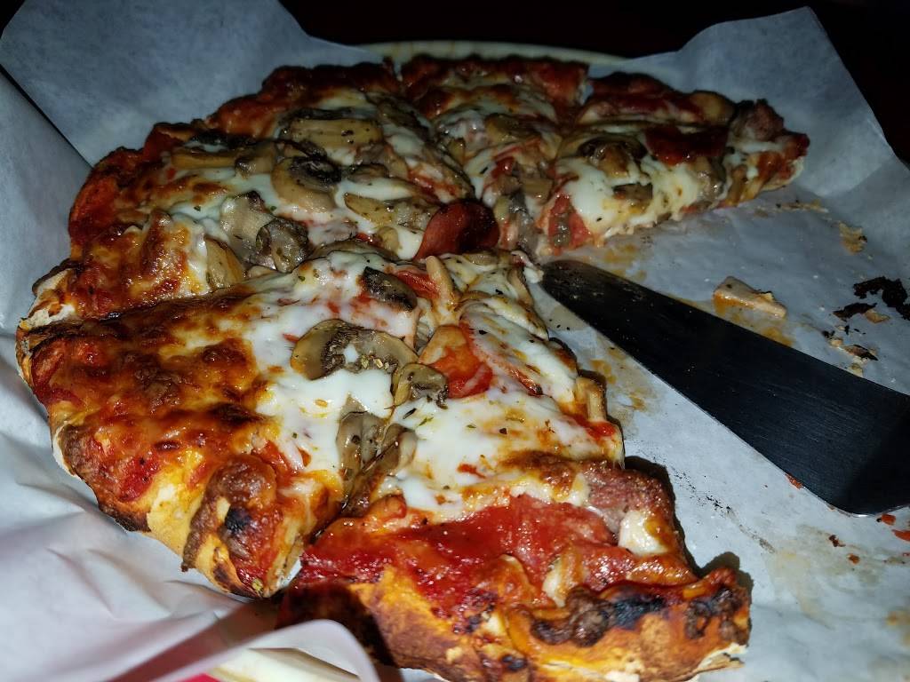 Babes Pizza | restaurant | 107 N Kings Ave, Brandon, FL 33510, USA | 8136892282 OR +1 813-689-2282