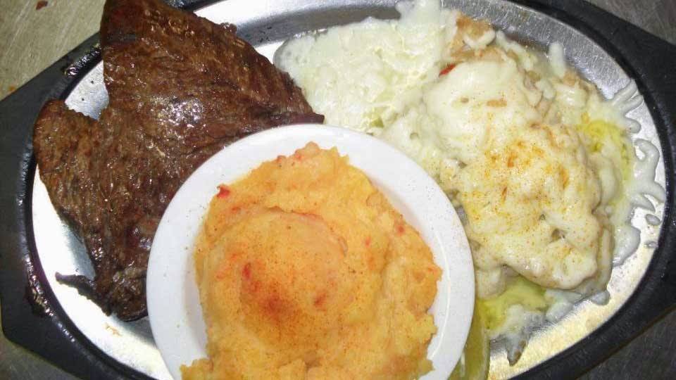 Genos Steakhouse | restaurant | N8755 Old Hwy 47, Black Creek, WI 54106, USA | 9205254029 OR +1 920-525-4029