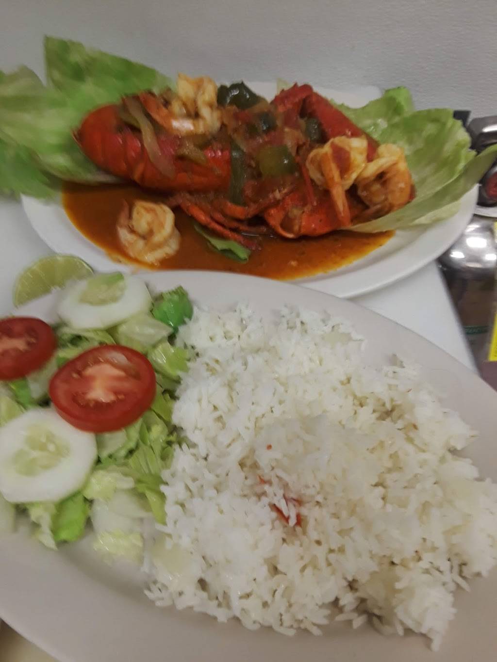 Vista Hermosa Family Restaurant | restaurant | 1150 Front St, Uniondale, NY 11553, USA | 5162806405 OR +1 516-280-6405