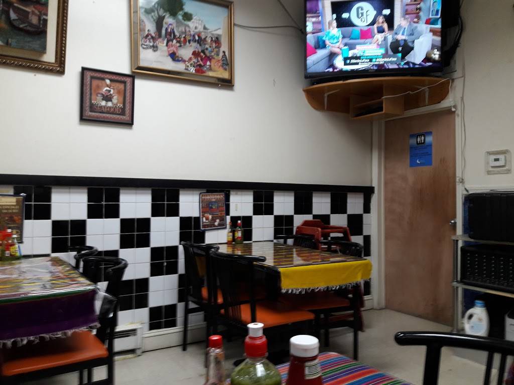 Xelaju | restaurant | 88-30 Parsons Blvd, Jamaica, NY 11432, USA | 7186573366 OR +1 718-657-3366