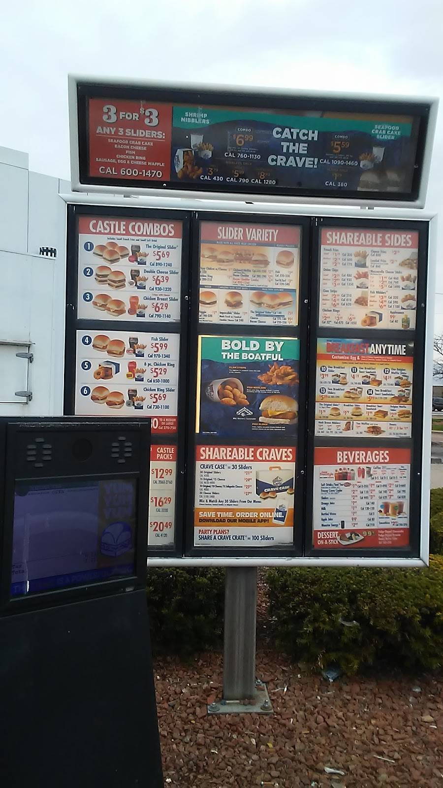 White Castle | restaurant | 6301 W Warren Ave, Detroit, MI 48210, USA | 3138978177 OR +1 313-897-8177