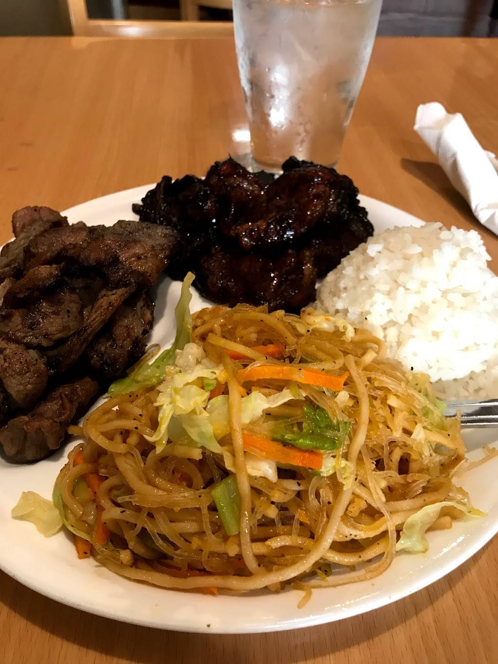 Best Lumpia | restaurant | 9305 Thornton Rd J, Stockton, CA 95209, USA | 2099528300 OR +1 209-952-8300