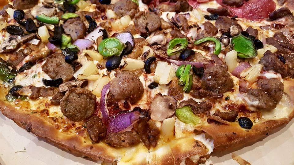 Pizza Hut | meal delivery | 643A Holly Bush Rd, Brandon, MS 39047, USA | 6018299533 OR +1 601-829-9533