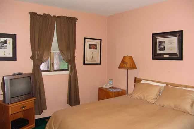 Grahams At Squaw Valley | night club | 1650 Squaw Valley Rd, Olympic Valley, CA 96146, USA | 5305810454 OR +1 530-581-0454