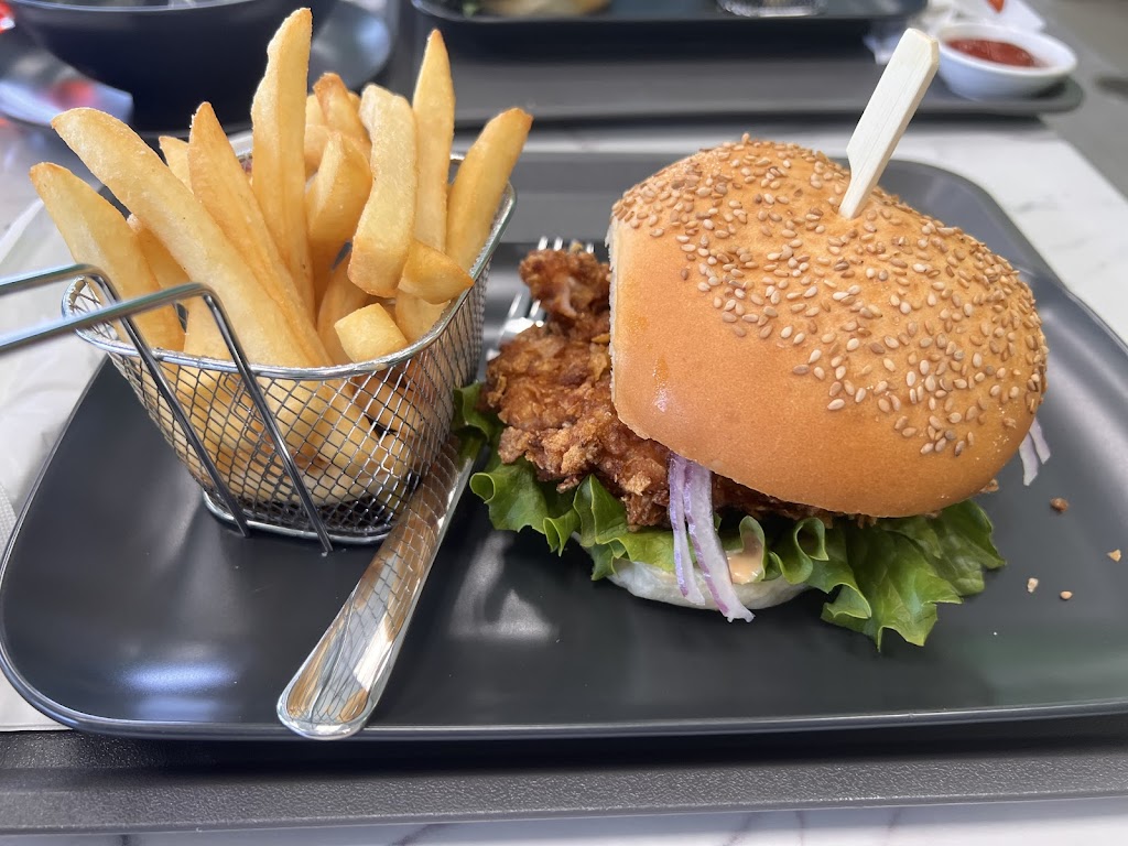 Perfect Burger Caffe | restaurant | 13328 Philmont Ave, Philadelphia, PA 19116, USA | 2154697799 OR +1 215-469-7799