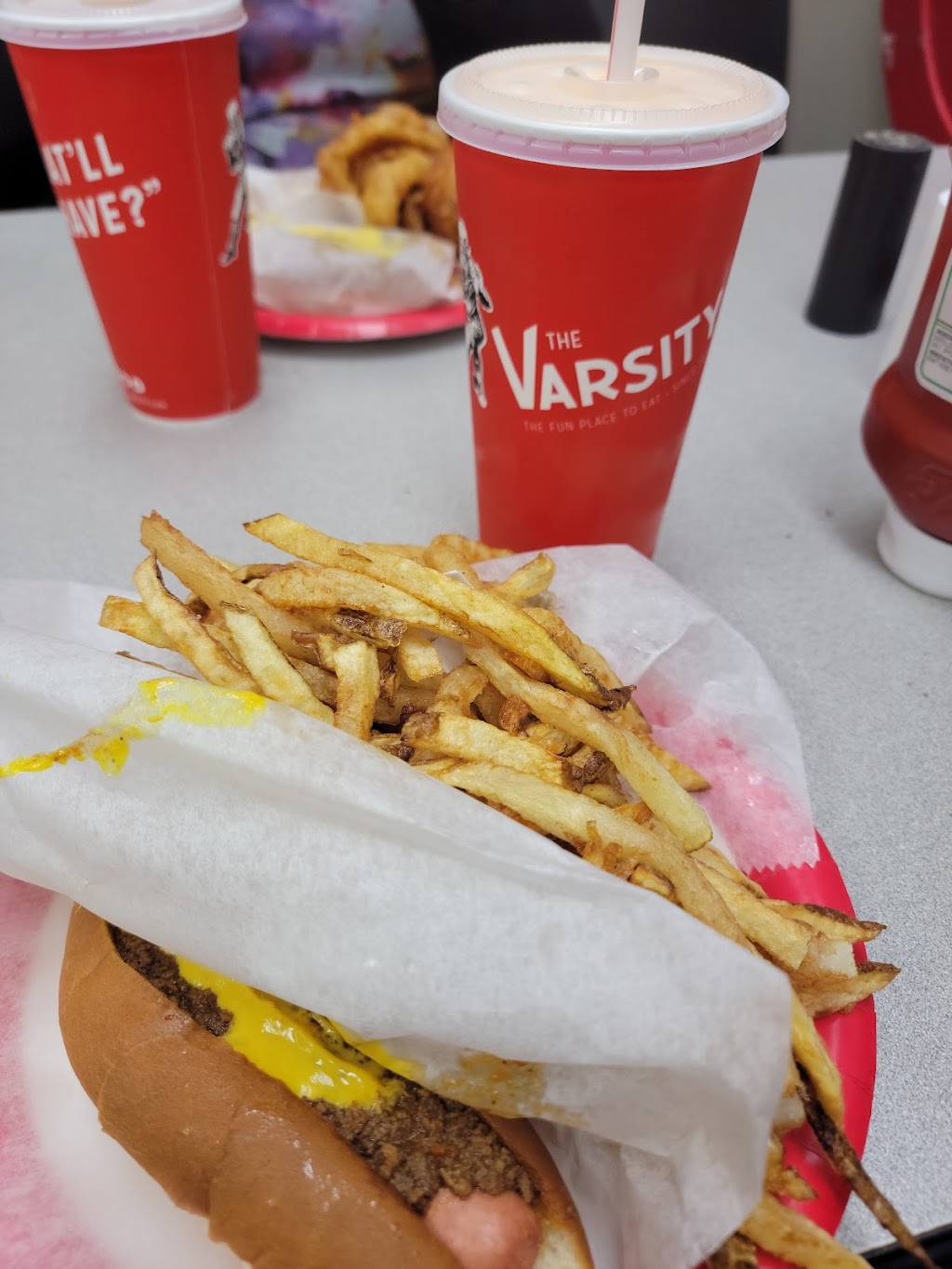 The Varsity | meal takeaway | 61 North Avenue NW, Atlanta, GA 30308, USA | 4048811706 OR +1 404-881-1706