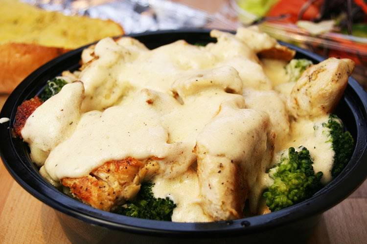 Luckys Pizza | restaurant | 251 Primrose St, Haverhill, MA 01830, USA | 9789147777 OR +1 978-914-7777