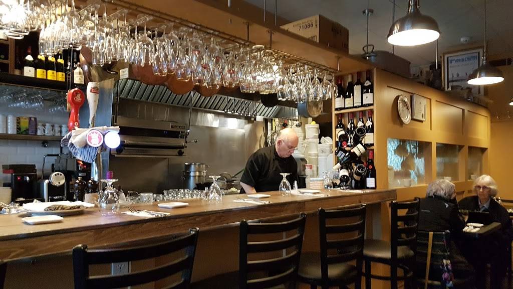 Restaurant LOstrea | restaurant | 3288 Boulevard Neilson, Québec, QC G1W 2V8, Canada | 5817413773 OR +1 581-741-3773