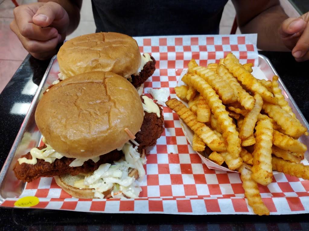 The Angry Bird Hot Chicken | restaurant | 5550 Sunrise Blvd #2, Citrus Heights, CA 95610, USA | 9168447667 OR +1 916-844-7667