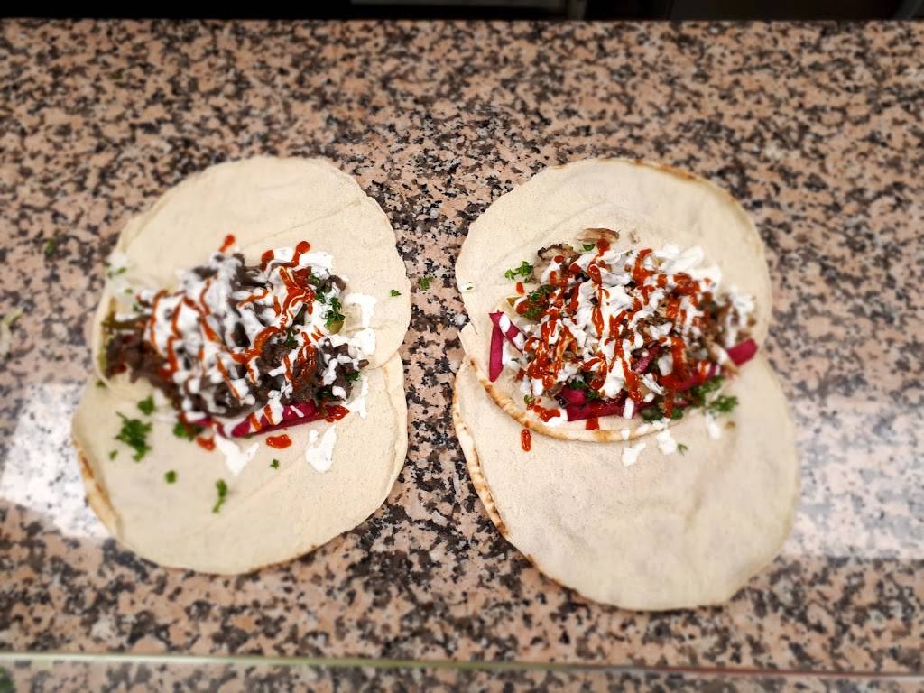 Big Grill Shawarma and Kebobs | restaurant | 1500 Upper Middle Rd W #6, Oakville, ON L6M 0C2, Canada | 9059011971 OR +1 905-901-1971