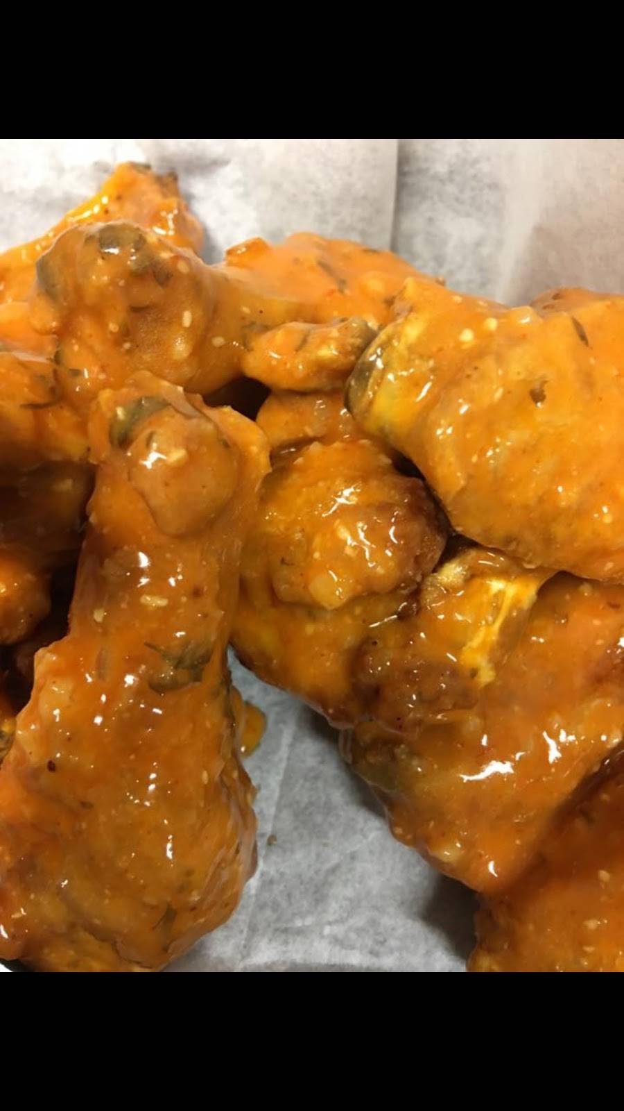 Showcase Bar | restaurant | 5015 Turney Rd, Garfield Heights, OH 44125, USA | 2168837469 OR +1 216-883-7469