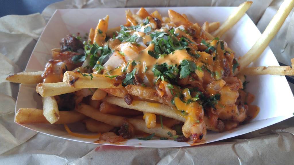 LA Burger | restaurant | 2000 N Plano Rd, Richardson, TX 75082, USA | 4695472717 OR +1 469-547-2717