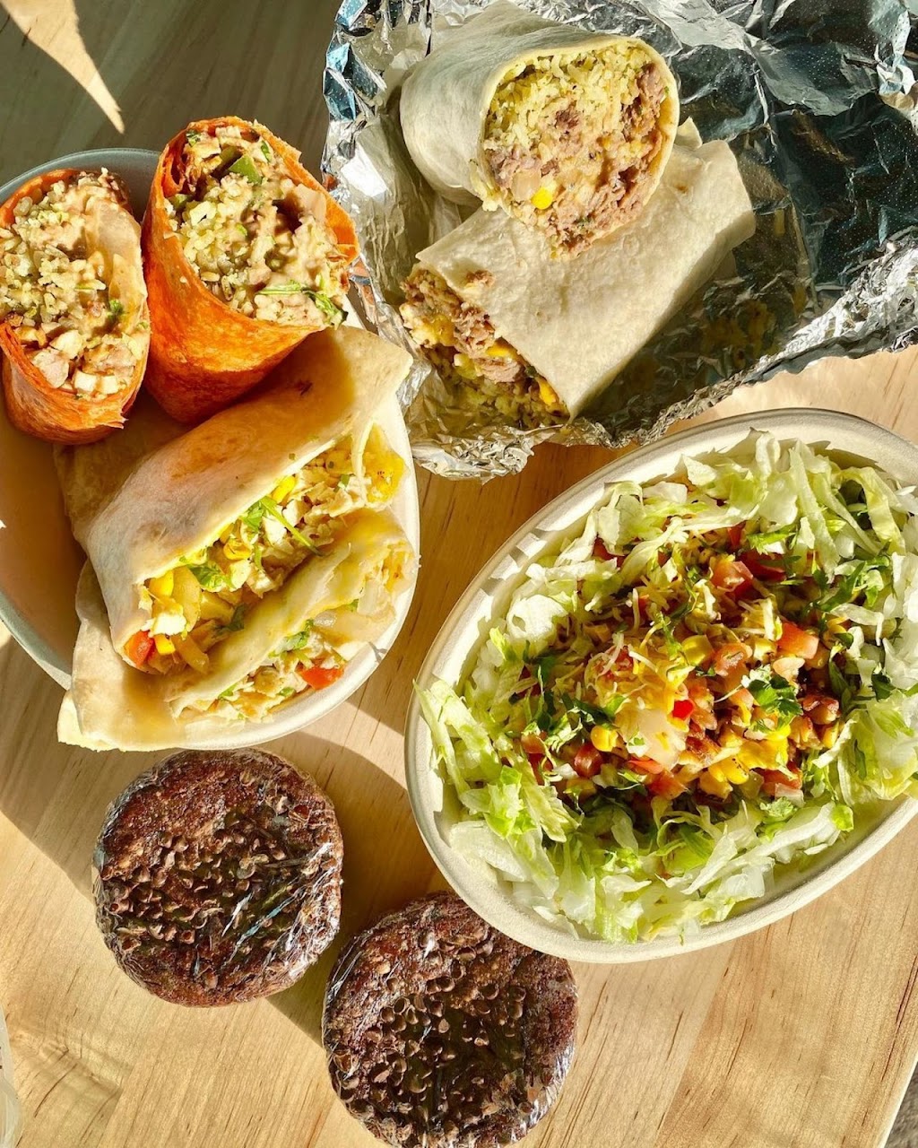 Freebirds World Burrito | restaurant | 9662 TX-242 Suite 100, Conroe, TX 77385, USA | 9362255896 OR +1 936-225-5896