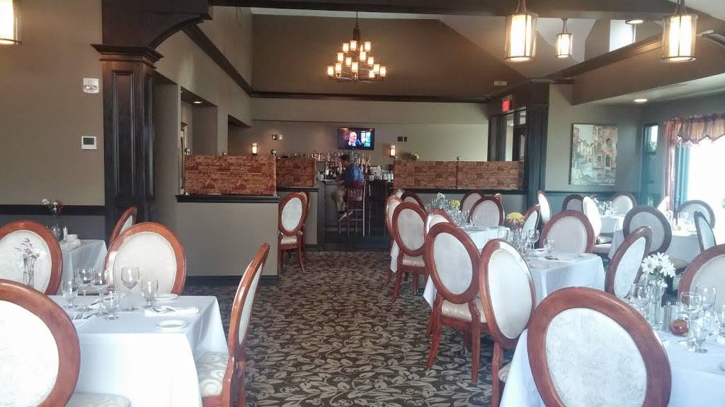 Cuginos Italian Restaurant | restaurant | 6011 Main St, Williamsville, NY 14221, USA | 7166338432 OR +1 716-633-8432
