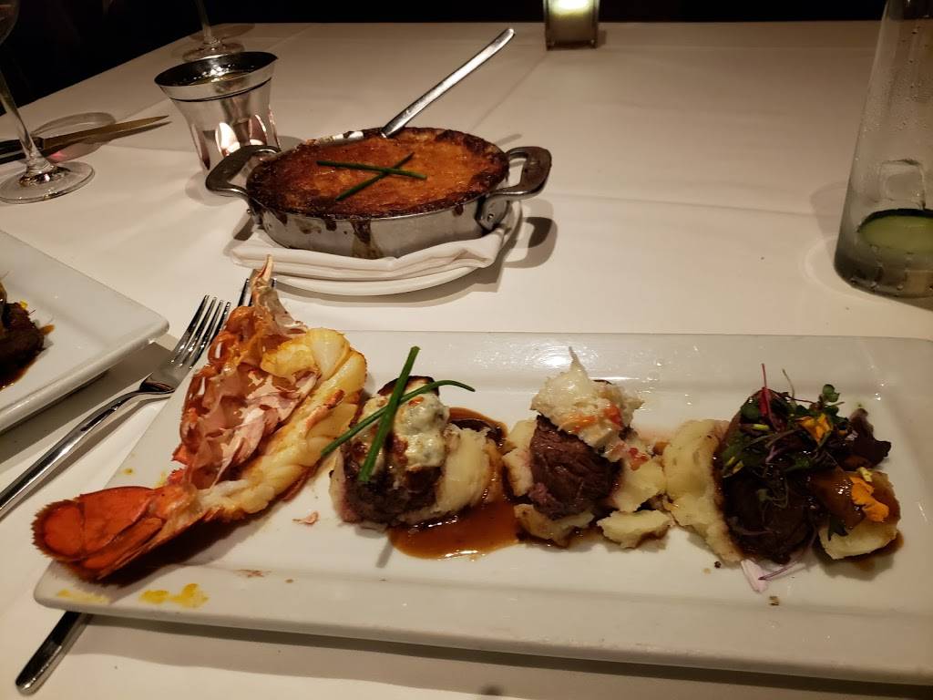 Island Prime | restaurant | 880 Harbor Island Dr, San Diego, CA 92101, USA | 6192986802 OR +1 619-298-6802