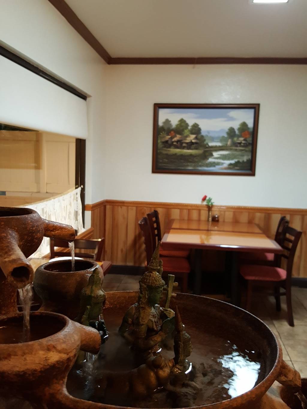 Thai Village | restaurant | 94-1040 Waipio Uka St #13, Waipahu, HI 96797, USA | 8086782878 OR +1 808-678-2878