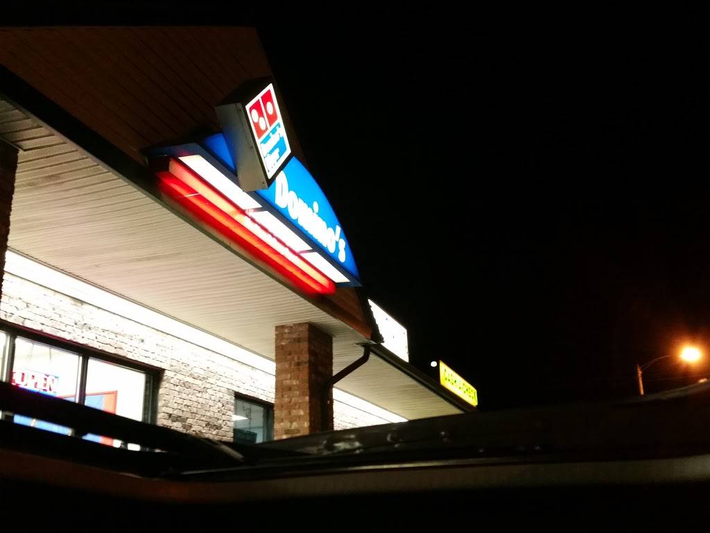 Dominos Pizza | meal delivery | 110 Oakbrooke Dr, Mt Washington, KY 40047, USA | 5025383888 OR +1 502-538-3888