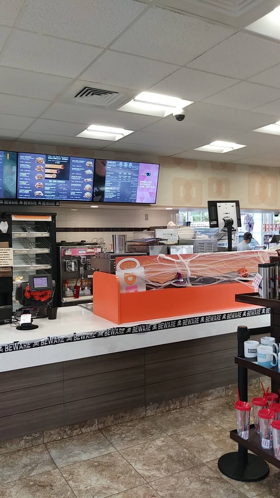 Dunkin | bakery | 92 W Main St, West Brookfield, MA 01585, USA | 5088677440 OR +1 508-867-7440
