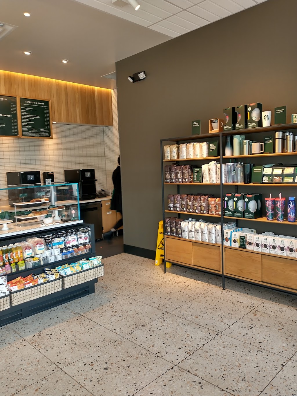 Starbucks | cafe | 309 E Kort St, Rothschild, WI 54474, USA | 7156609043 OR +1 715-660-9043