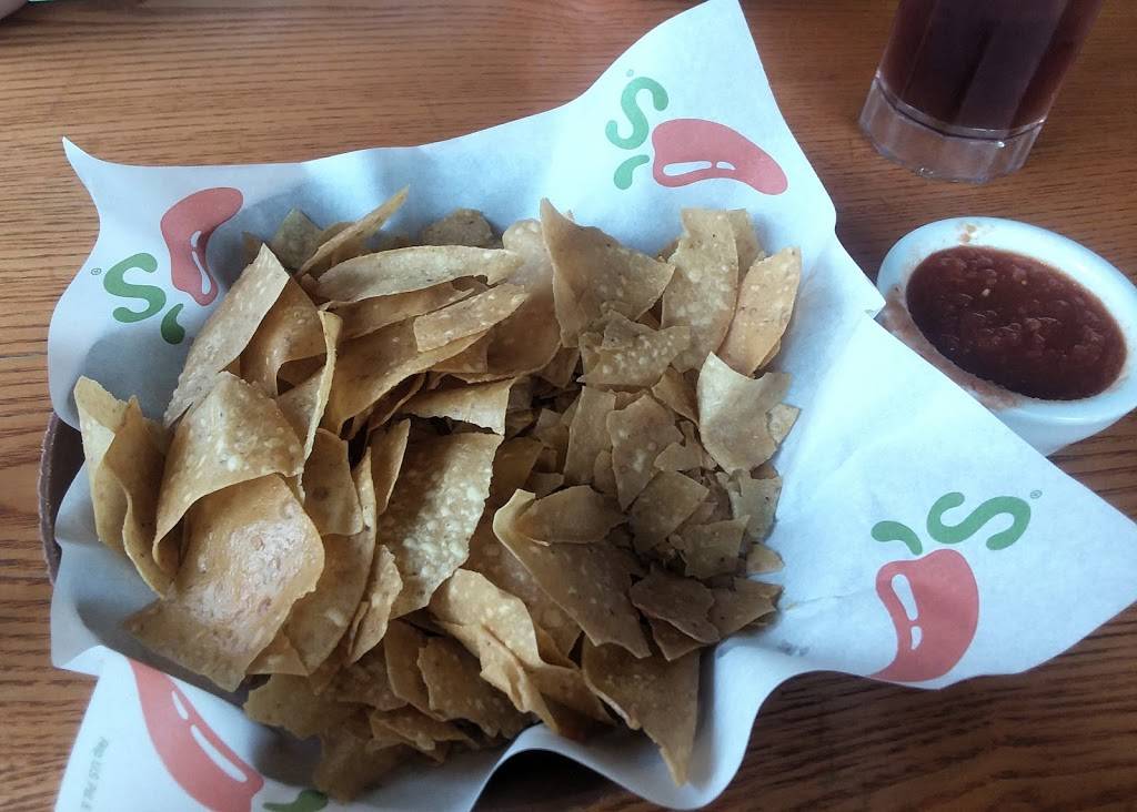 Chilis Grill & Bar | meal takeaway | 1274 NY-300, Newburgh, NY 12550, USA | 8455672605 OR +1 845-567-2605