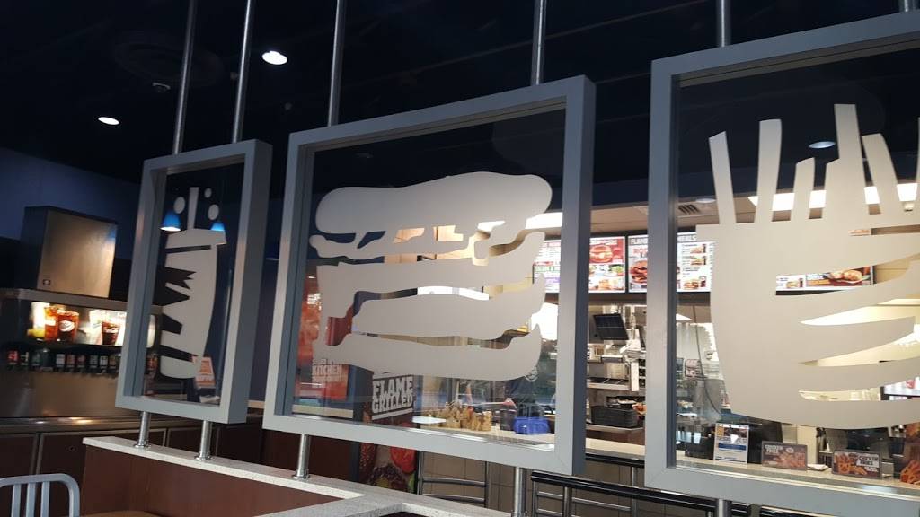 Burger King | restaurant | 3402 Elizabeth Lake Rd, Waterford Twp, MI 48328, USA | 2482346384 OR +1 248-234-6384