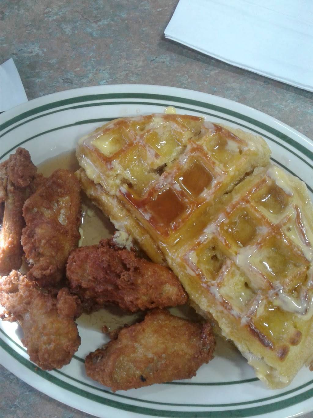 Rios Coney Island | restaurant | 10993 Gratiot Ave, Detroit, MI 48213, USA | 3133320618 OR +1 313-332-0618