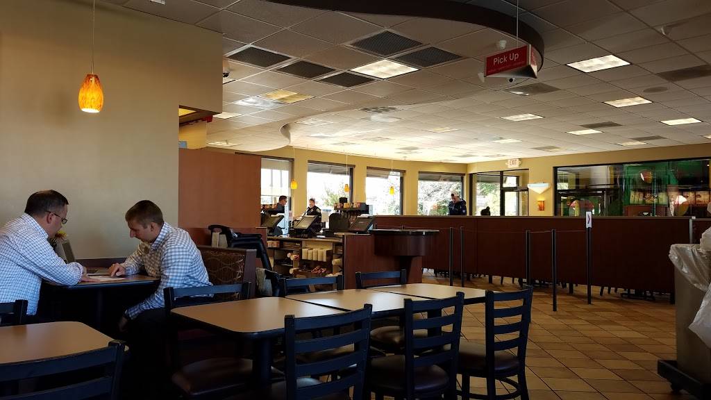 Chick-fil-A | restaurant | 4003 Wards Rd, Lynchburg, VA 24502, USA | 4342392557 OR +1 434-239-2557