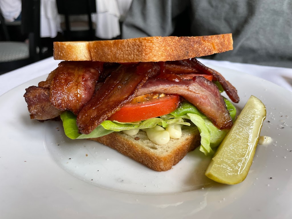 Wolf Pack Chorus | restaurant | 2175 Cornell Rd, Cleveland, OH 44106, USA | 2162291111 OR +1 216-229-1111