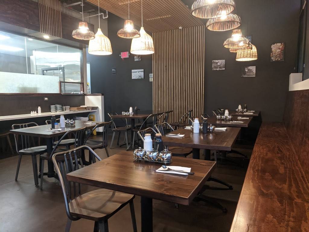 Six Pack Foods Company 六福堂 | restaurant | 5000 University Way NE suite a, Seattle, WA 98105, USA | 2066952883 OR +1 206-695-2883