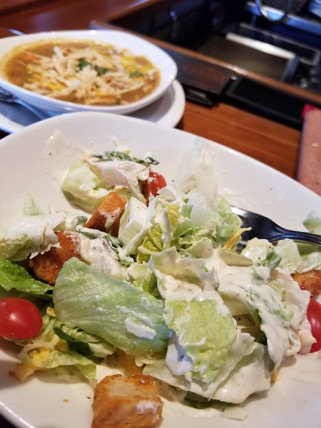 Outback Steakhouse | restaurant | 2100 Golden Centre Ln, Gold River, CA 95670, USA | 9166353603 OR +1 916-635-3603