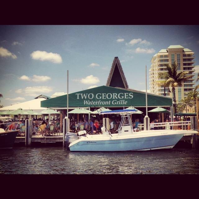 Two Georges Waterfront Grille | restaurant | 728 Casa Loma Blvd, Boynton Beach, FL 33435, USA | 5617362717 OR +1 561-736-2717
