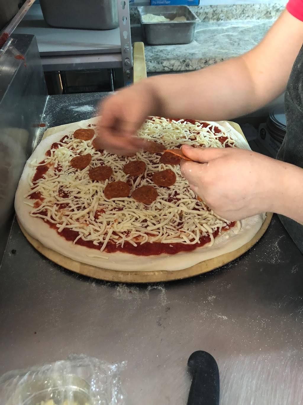 Big Ben Pizzeria | restaurant | 139 Main St, Pembroke, NH 03275, USA | 6032688300 OR +1 603-268-8300