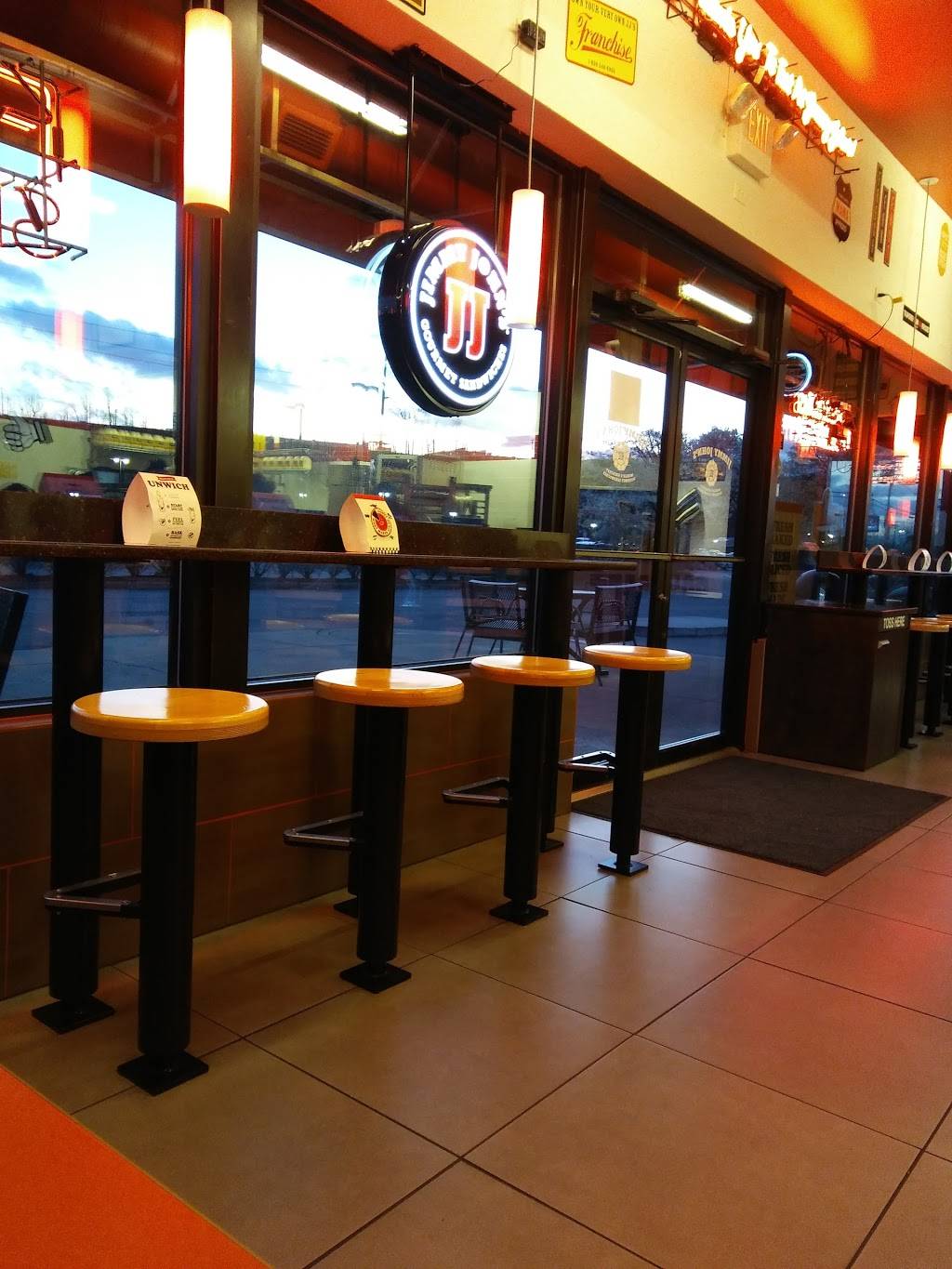 Jimmy Johns | meal delivery | 205 Town Center Dr, Ashland, KY 41101, USA | 6063260011 OR +1 606-326-0011