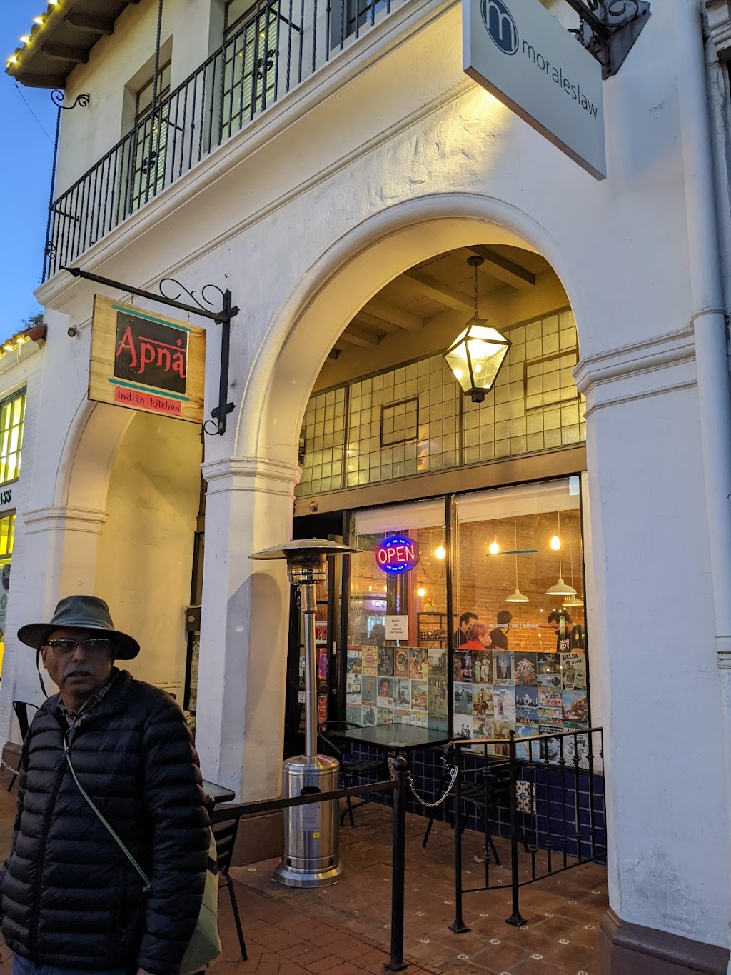 Apna Indian Kitchen | restaurant | 718 State St, Santa Barbara, CA 93101, USA | 8057708479 OR +1 805-770-8479